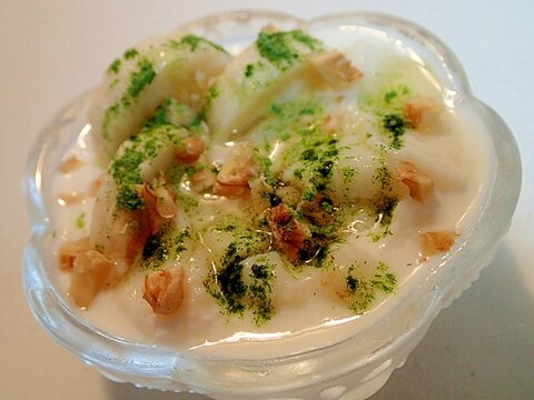 呉豆腐とバナナと胡桃の青汁ヨーグルト♬